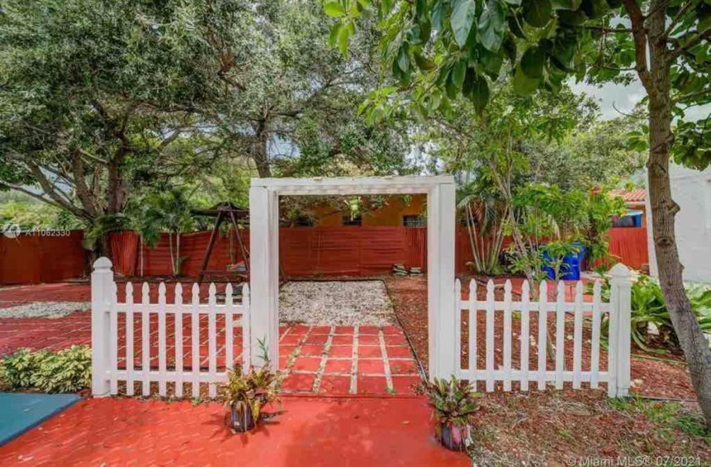 Private Room Near Miami Airport - Free Parking - 01 Экстерьер фото