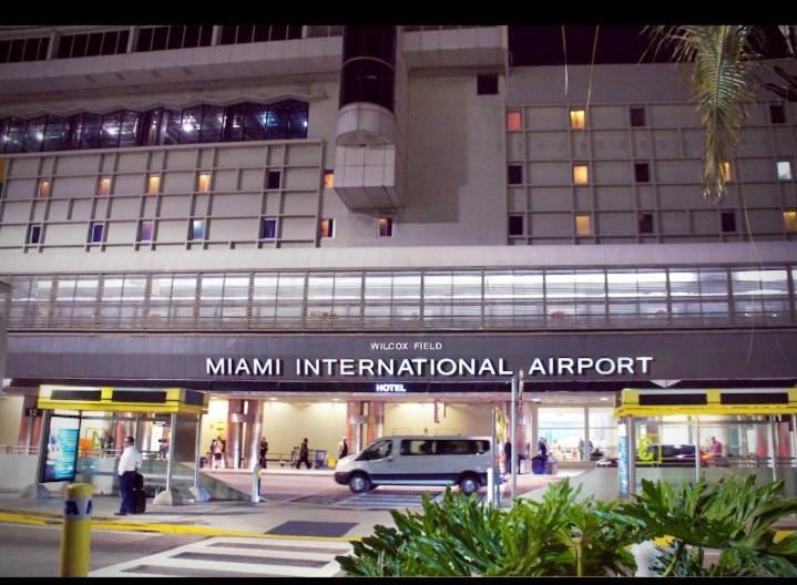 Private Room Near Miami Airport - Free Parking - 01 Экстерьер фото